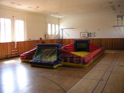 Hřiště žlultočervené